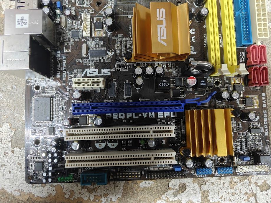Мат. плата Asus P5QPL-VM EPU LGA775 G41 PCI-E+SVGA+GbLAN SATA MicroATX 2DDR2 № 260105101 - фото фото фото 1