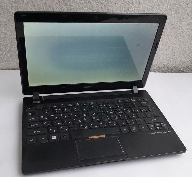Нетбук Acer Aspire One 725 несправна матриця - фото фото фото 1