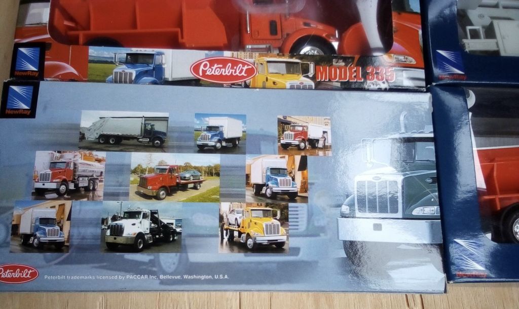 Вантажівки New Ray моделі 1:43 Peterbilt MAN - фото фото фото 7