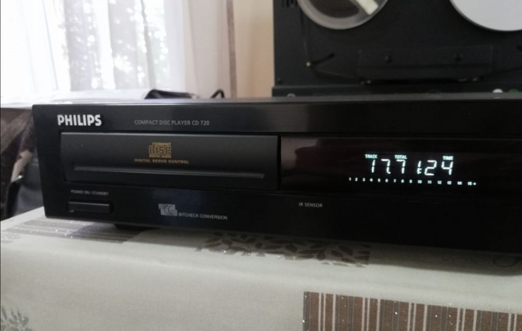 Philips CD-720 / TDA1545A - фото фото фото 1