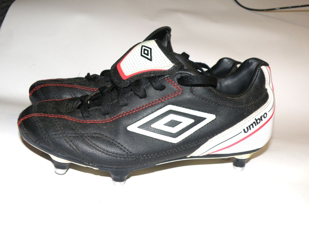 Бутси Umbro р.35,5 - фото фото фото 1