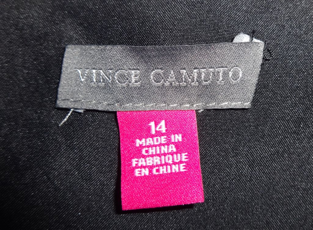 черное мини-платье без рукавов бренда Vince Camuto - фото фото фото 3