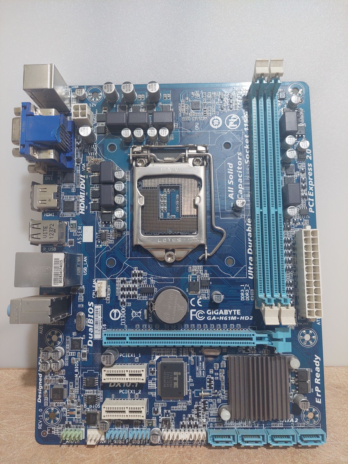 Б/В Материнська плата Gigabyte GA-H61M-HD2 Socket 1155*2 x DDR3*MicroATX - фото фото фото 0