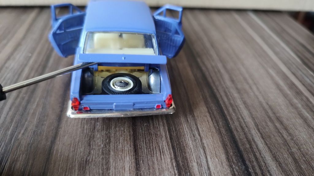 Газ 24  волга Сделано в СССР    а14    1/43 - фото фото фото 9