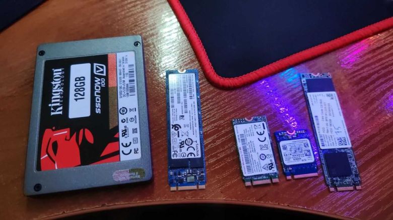 SSD 2.5 M2 128Gb 256Gb 180Gb - фото фото фото 0