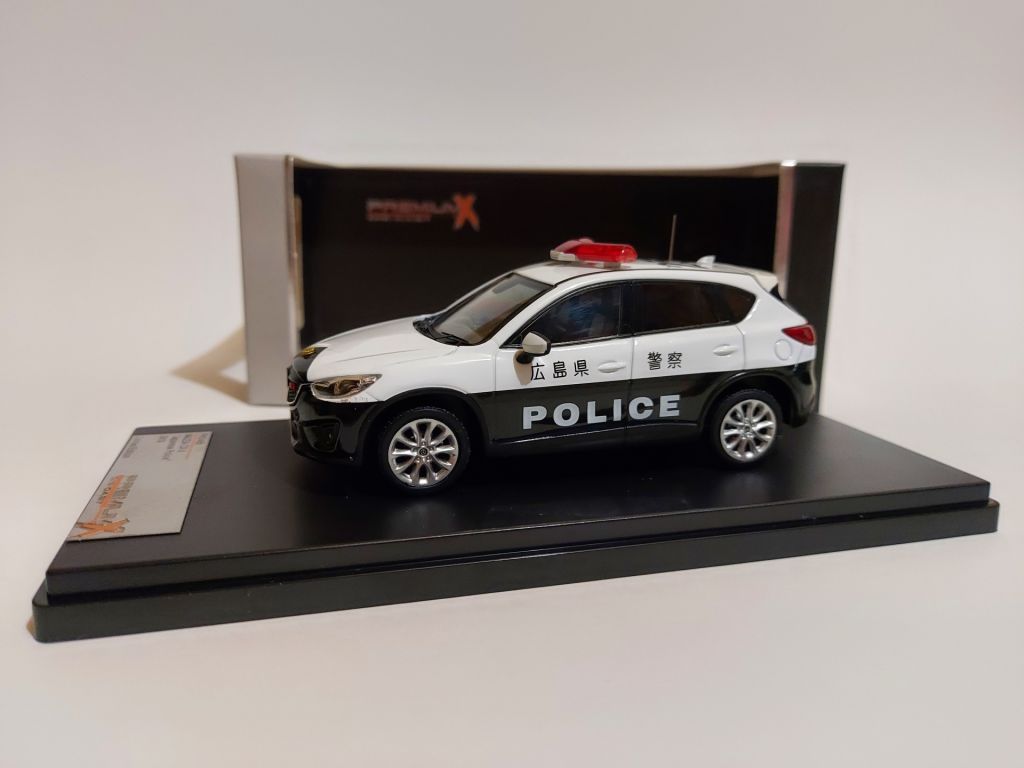 Premium X 1:43 Mazda CX-5, Japanese Police  (2013) - фото фото фото 1