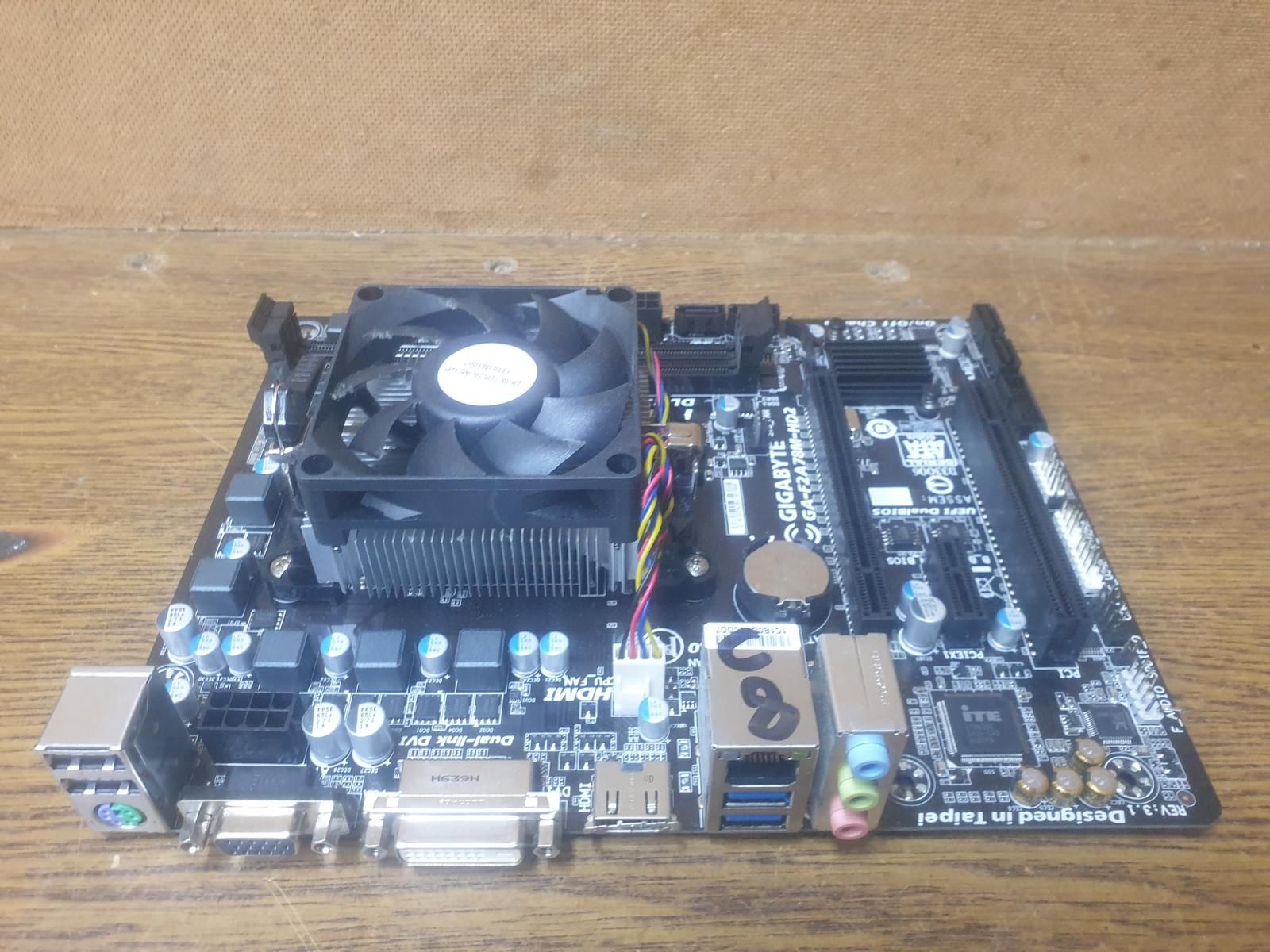 T50 Gigabyte GA-F2A78M-HD2 + AMD A6-5400K + Охолодження C8 - фото фото фото 3