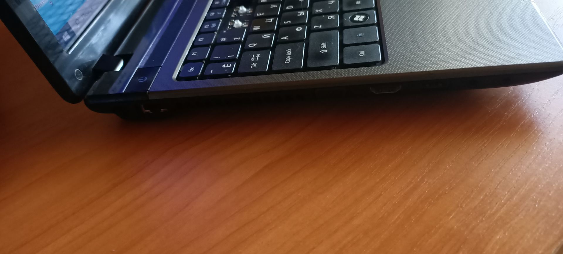 Ноутбук Acer Aspire 5560G - фото фото фото 2