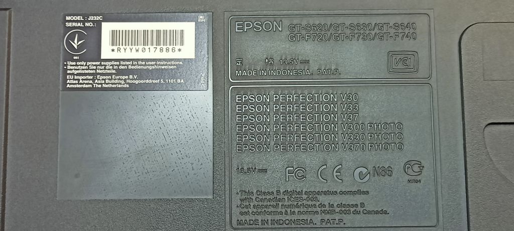 Сканер Epson perfection V37 /    (без блока живлення 13,5v та кабеля юсб) / б/в код.6467 - фото фото фото 2