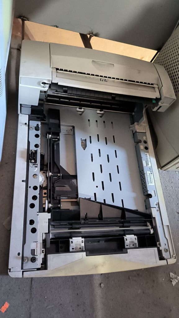 Принтер HP LaserJet 5100dtn формат A3 - фото фото фото 4