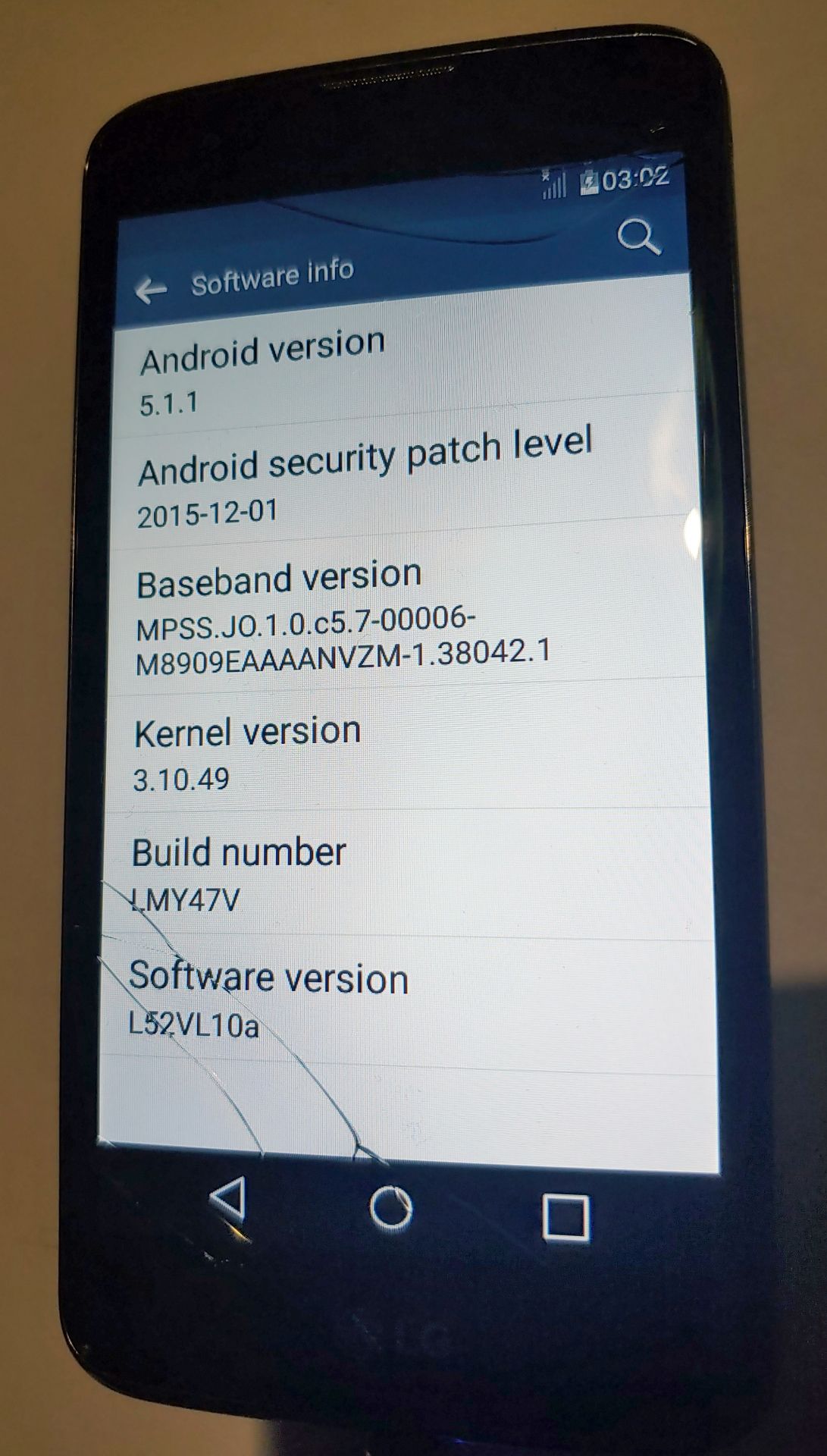 Смартфон LG Treasure LTE L52VL 4core 5inch Android 5.1.1 - фото фото фото 3