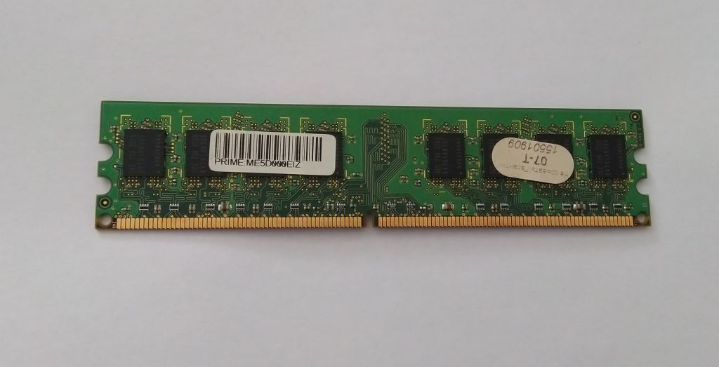 Samsung DDR2 1Gb  PC5300      ( 667MHz ) M378T2953EZ3-CE6 - фото фото фото 2