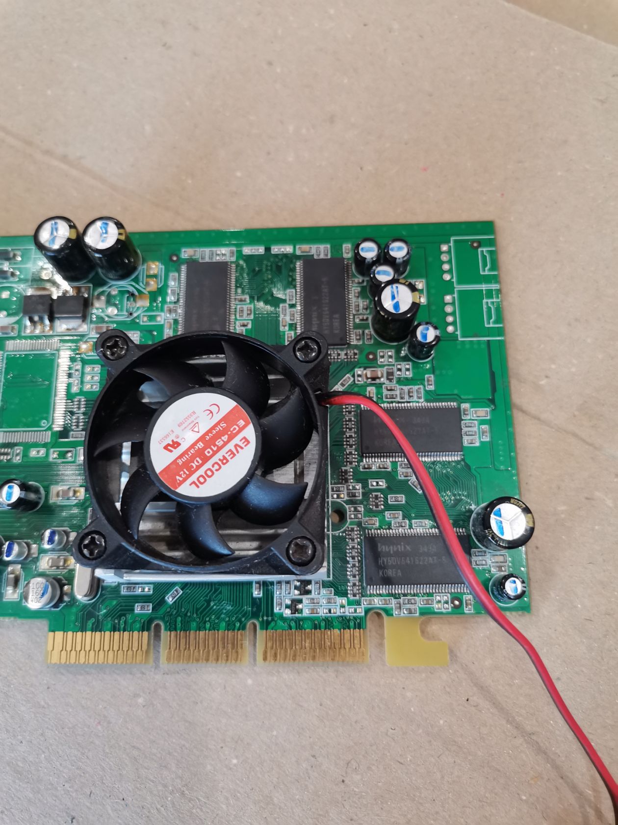 Видеокарта ATI Radeon 9200 64mb DDR AGP - фото фото фото 2
