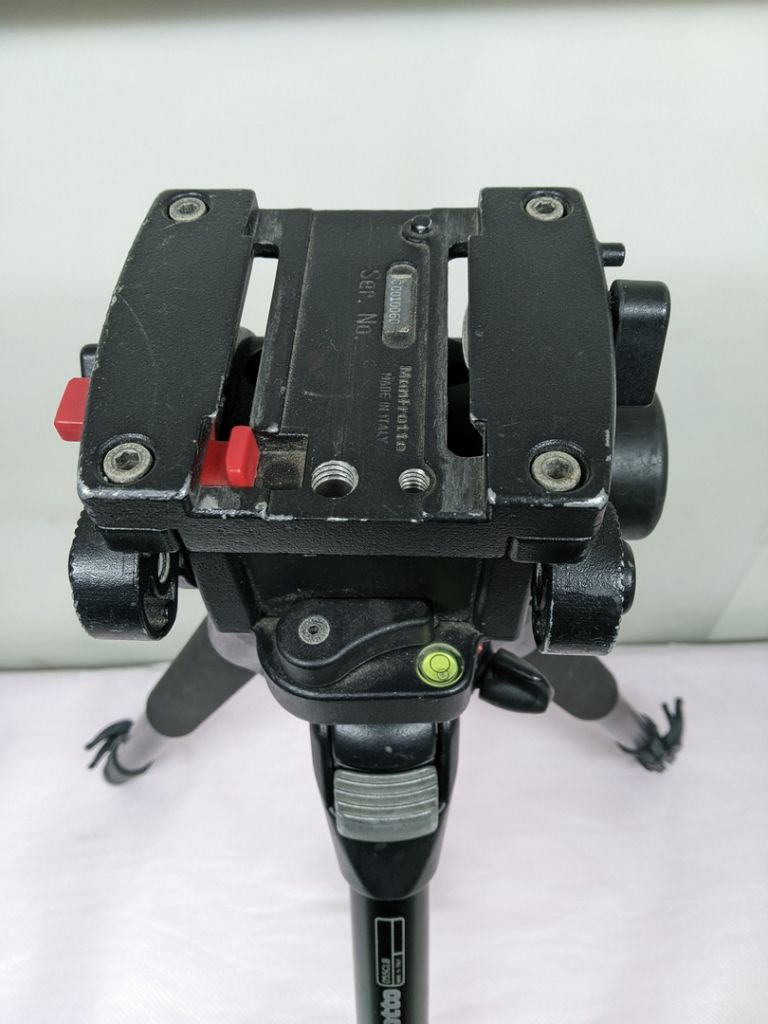 Штатив Manfrotto 055CLB с видеоголовой Manfrotto 501 - фото фото фото 2
