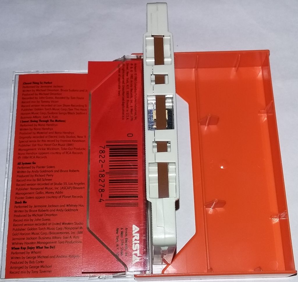 VARIOUS Perfect  (Original Soundtrack Album). Cassette    (US) - фото фото фото 2