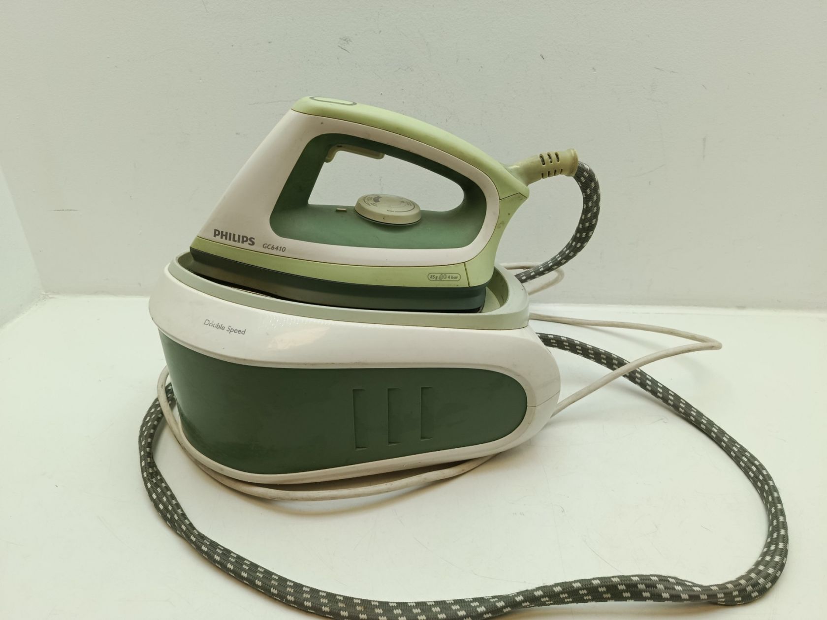 Парова станція   (парогенератор) Philips GC6410 Double Speed — гріє, прасує   (без заглушки бойлера) - фото фото фото 0