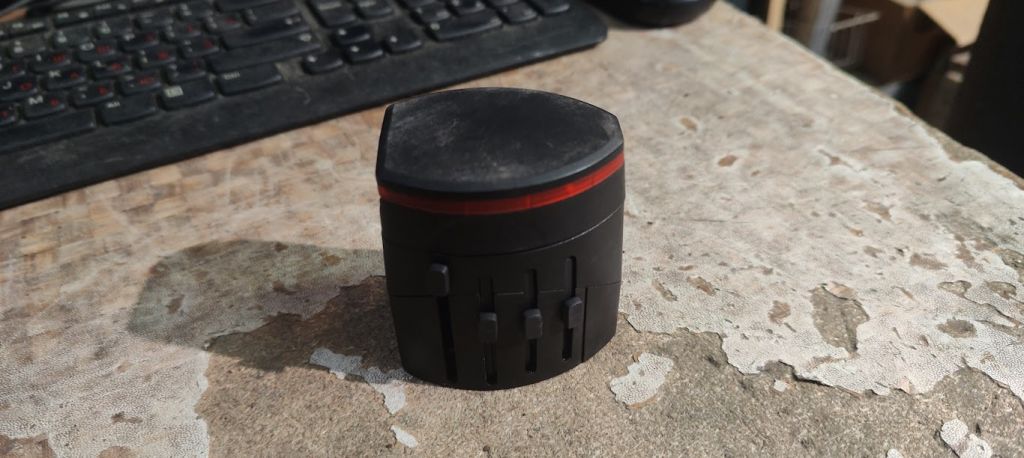 Переходник сетевой Skross World Travel Adapter SWA2 № 24290302/1 - фото фото фото 0