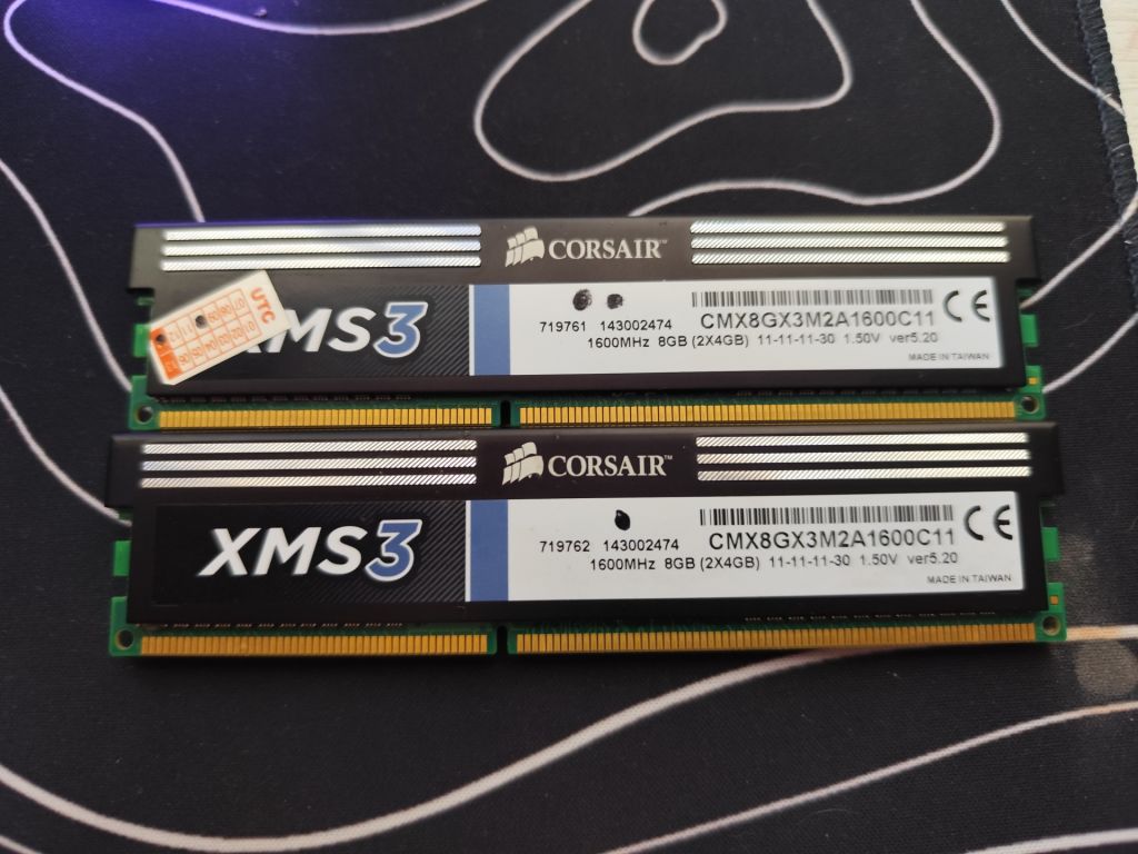 DDR3 Corsair XMS 3 2x4gb - фото фото фото 0