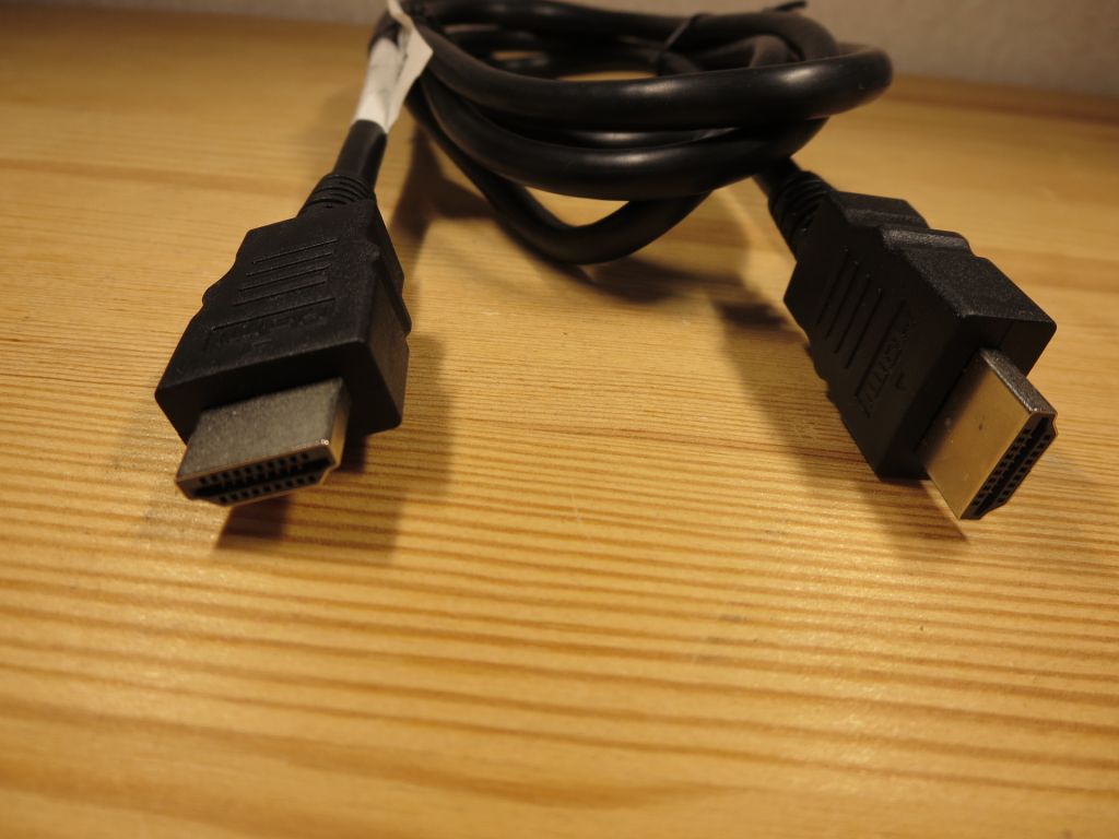 Кабель  HDMI качественный 1,5-1,8м б/у - фото фото фото 1