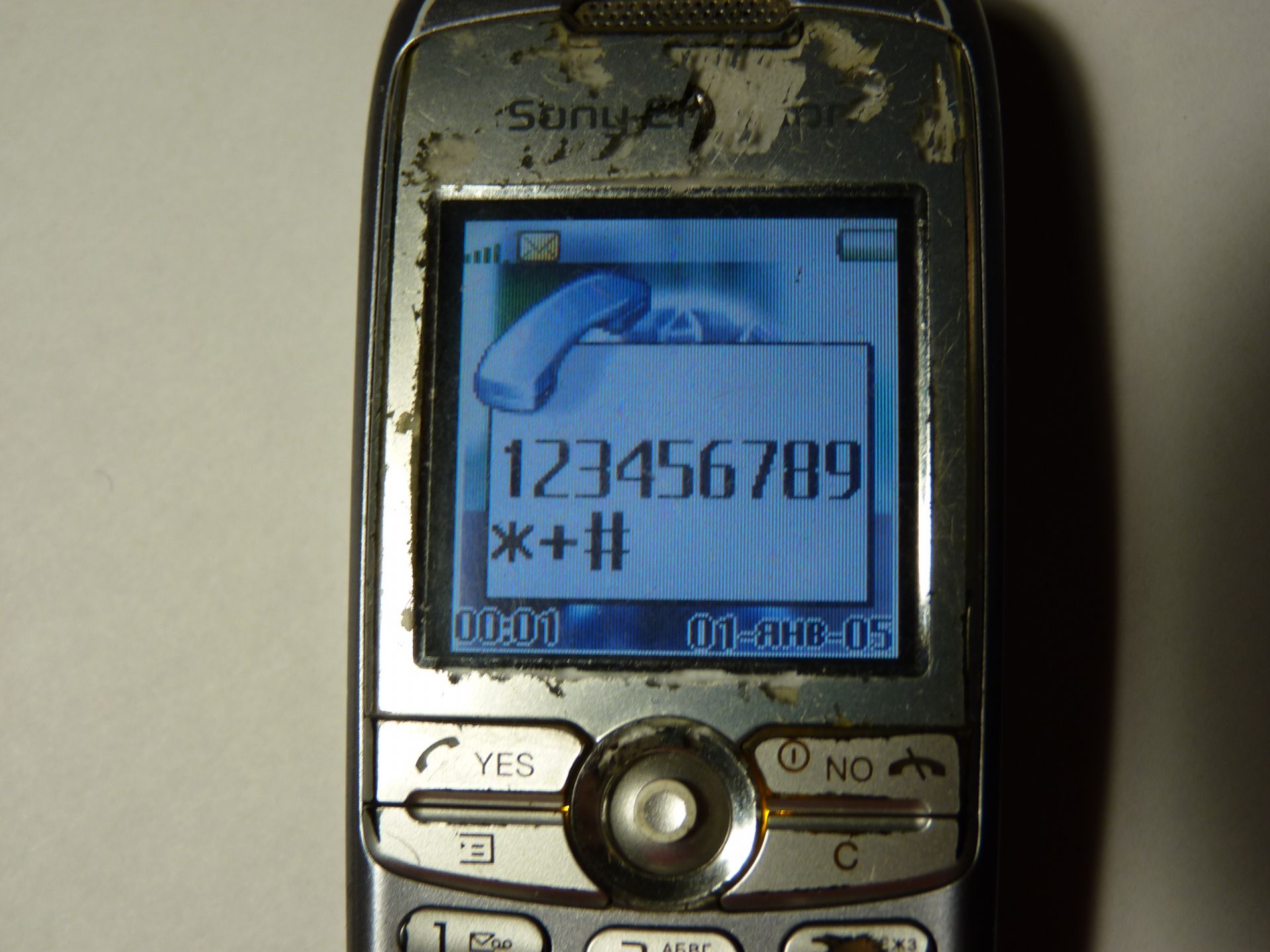 Мобильный телефон Sony Ericsson j210i - фото фото фото 3