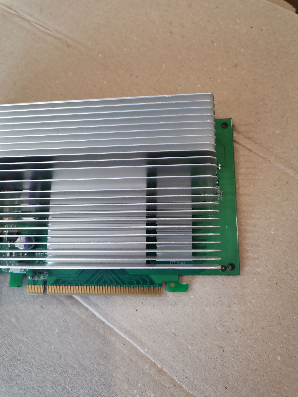 Видеокарта GeForce 8600GT Sonic PCI-E 256mb GDDR3 - фото фото фото 3