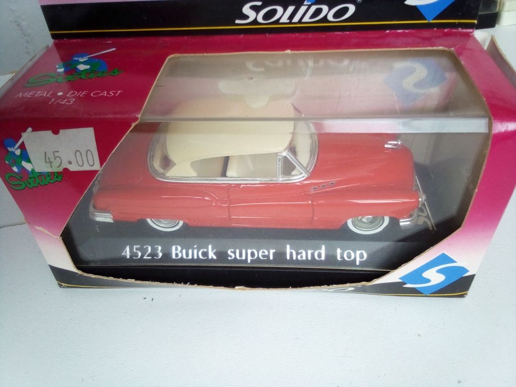 BUICK SUPER hard top by Solido  1/43 - фото фото фото 3