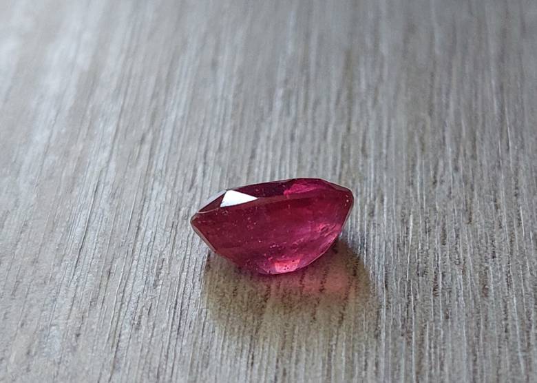 Рубин 2.89 Ct. 9.1 x 6.5 x 4.9 mm - фото фото фото 4