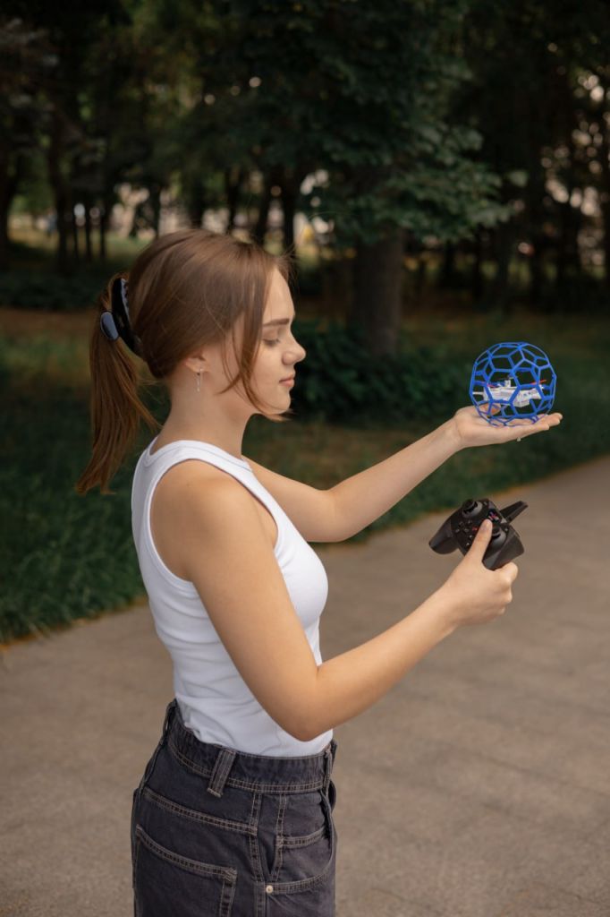 Літак на радіокеруванні SCHE L0717 Ball Drone - фото фото фото 0
