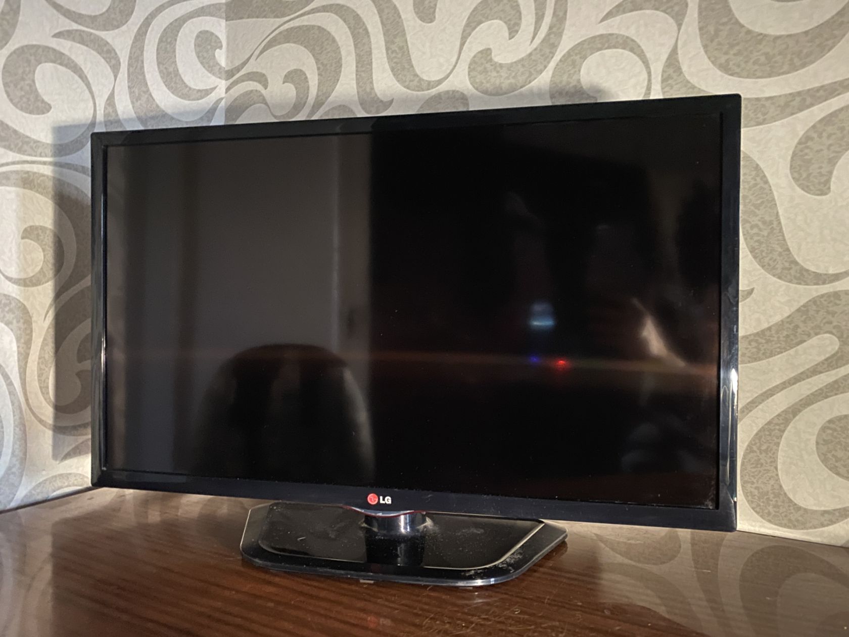 LED телевизор LG 32LN541V с T2 - фото фото фото 4