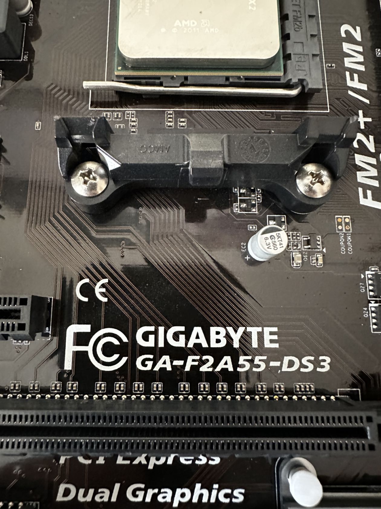 Материнська плата Gigabyte GA-F2A55-DS3   (sFM2 + Процесор Athlon - фото фото фото 1