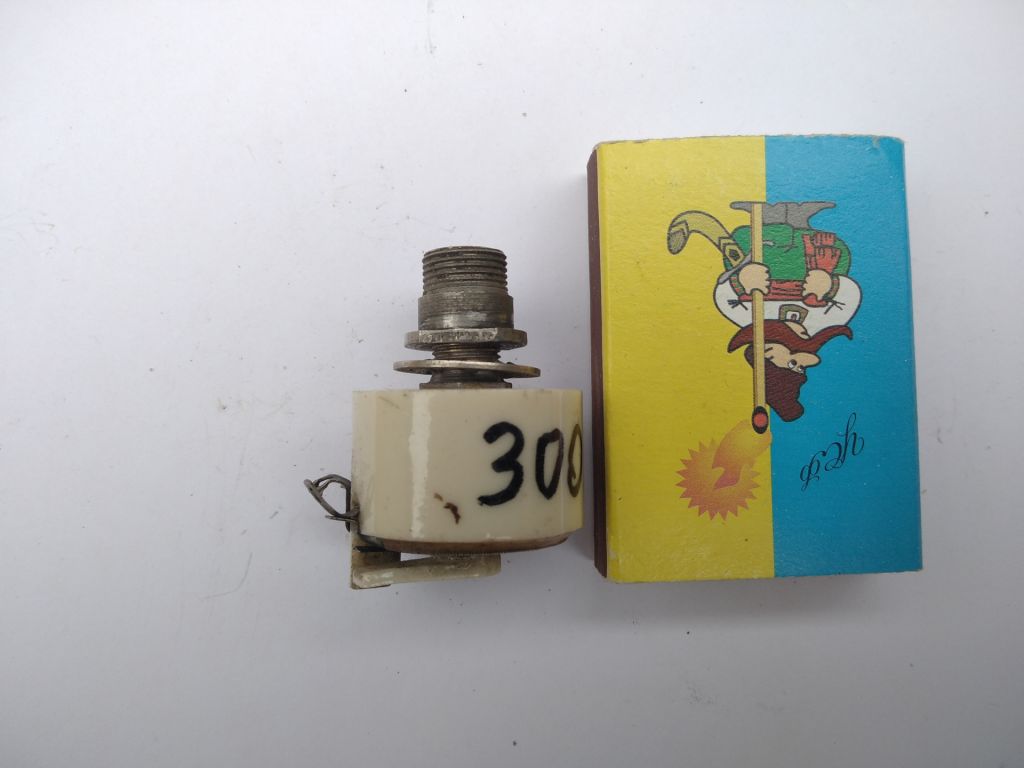 Подстроечный резистор ППБ-3В.  300ом.  Підстроєчний резистор  ППБ-3В. 300ом. №2 - фото фото фото 0