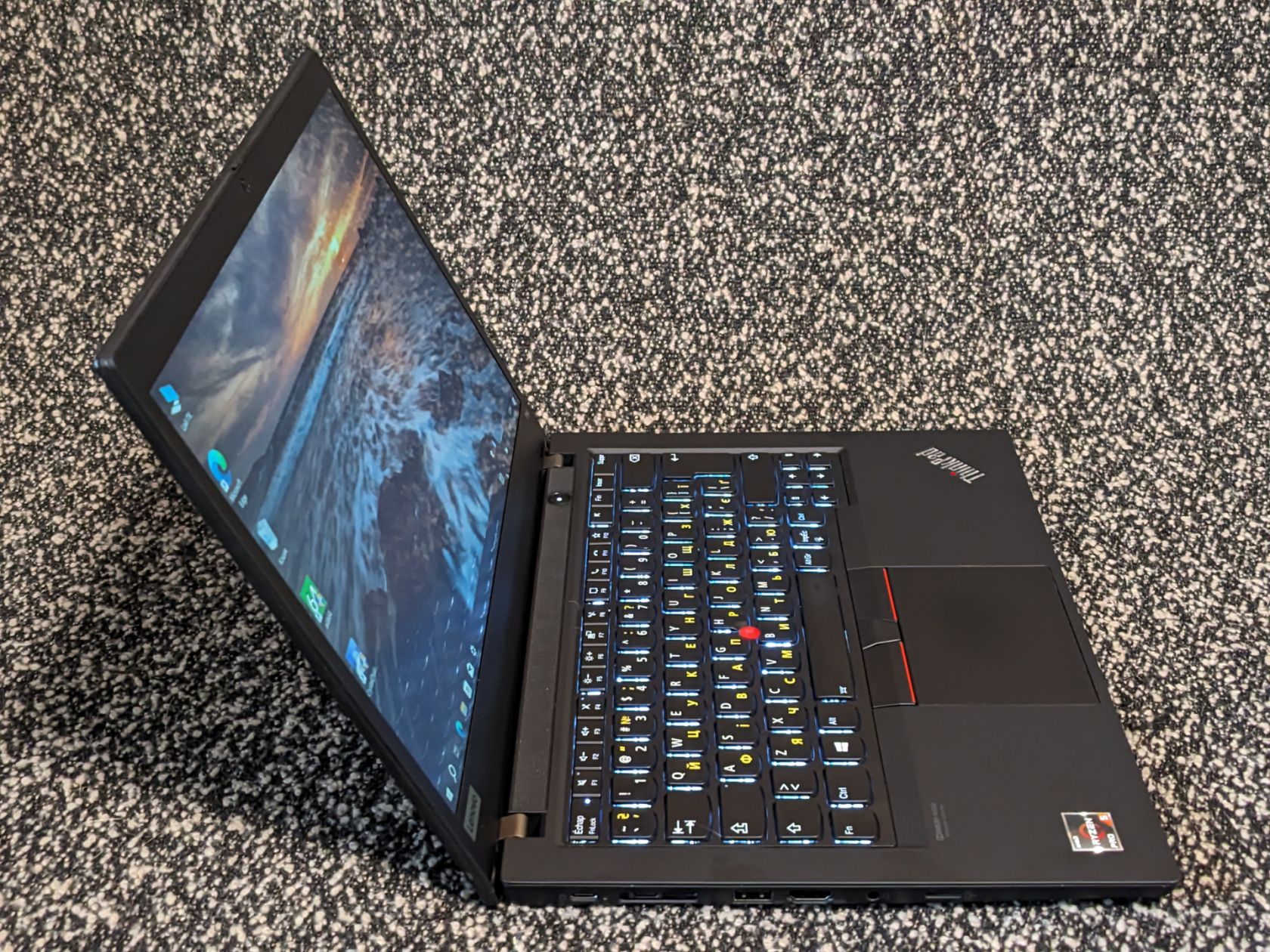 Lenovo ThinkPad T14 Gen2 • AMD Ryzen 5 PRO 5650U/16/256/FHD ips - фото фото фото 4