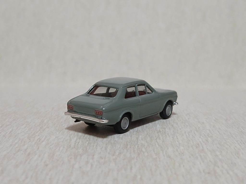 Автомобіль FORD ESCORT. HERPA 1:87 H0  (11726.50/3+). - фото фото фото 1
