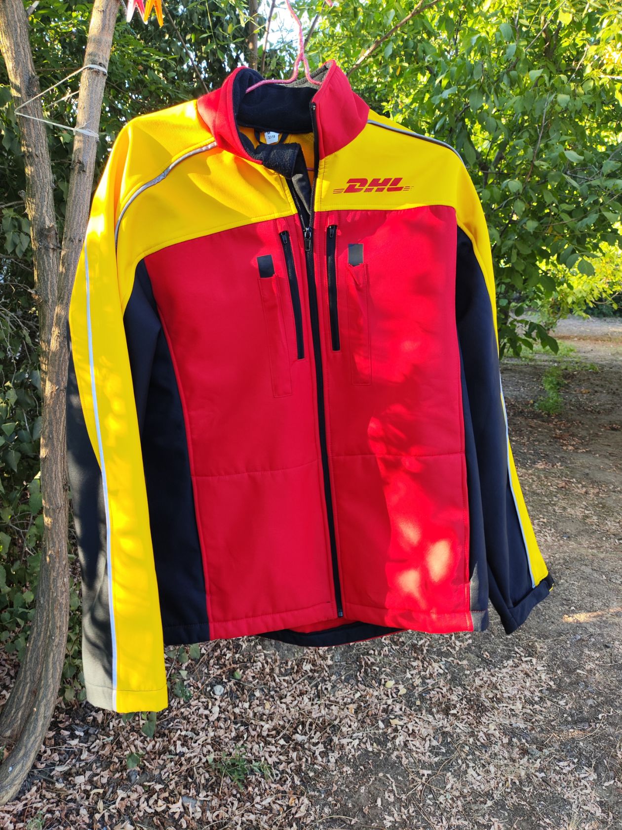 Яскрава куртка DHL Softshell / Софтшелл ветровка DHL Express - фото фото фото 1