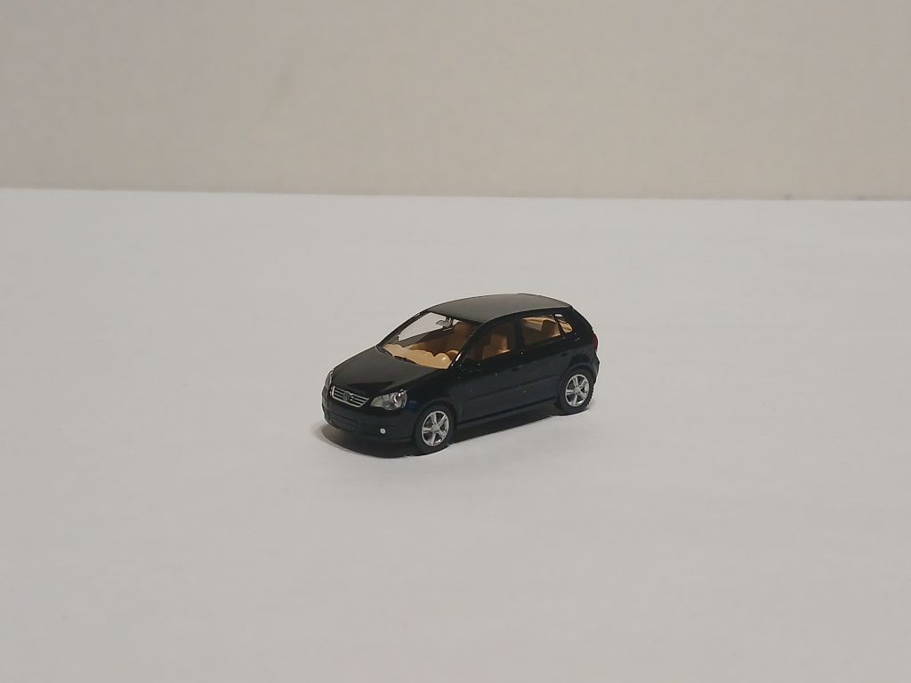 Автомобіль VW Polo. WIKING 1:87 H0  (11850.10/4). - фото фото фото 0