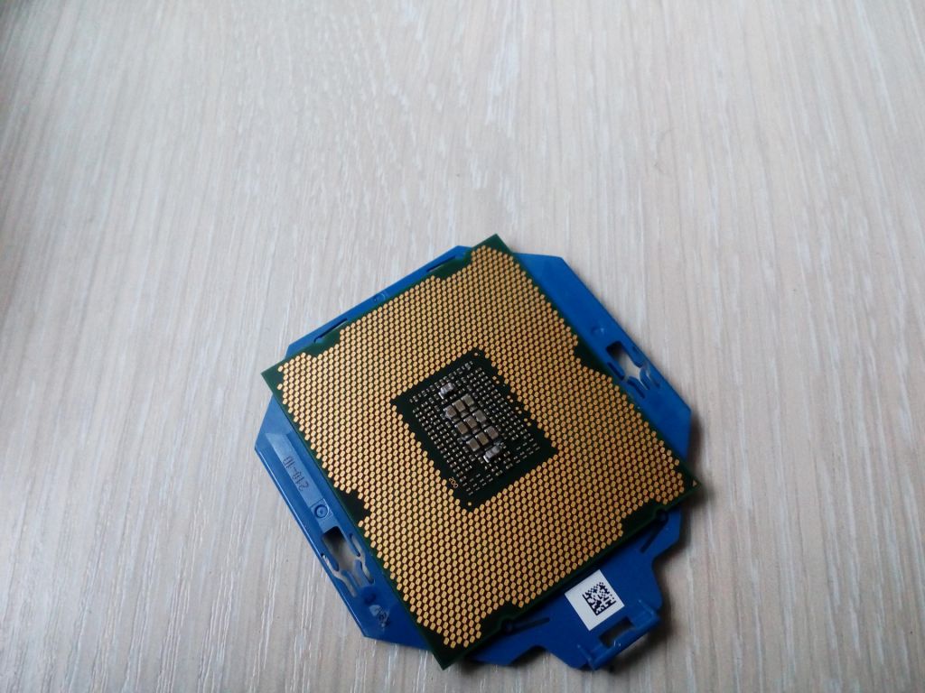 Процесор Intel Xeon E5-2660 та інші - фото фото фото 1