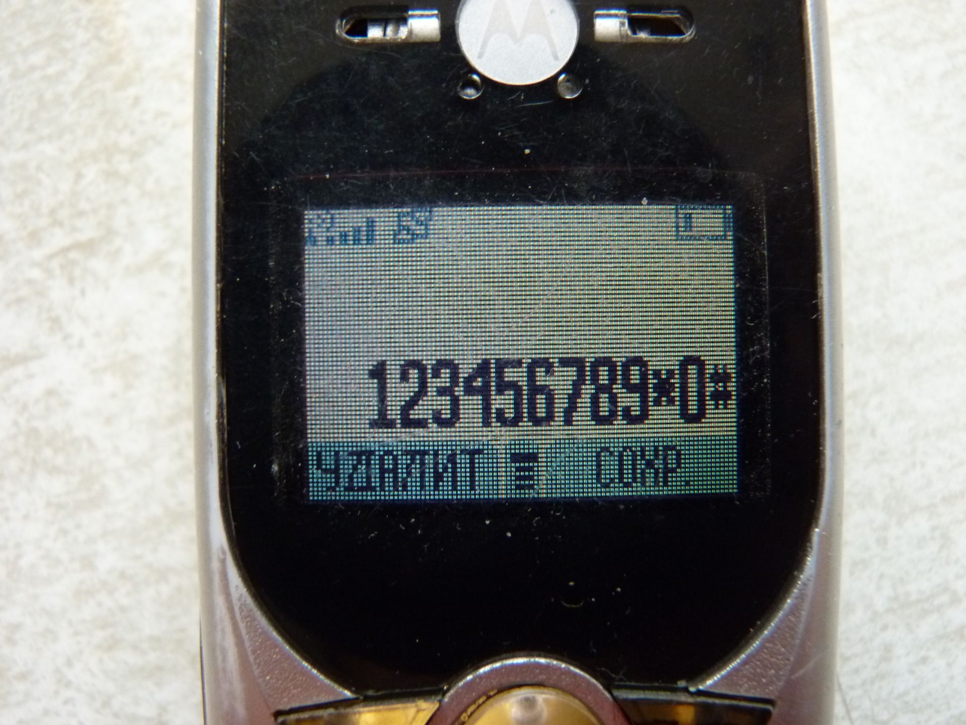Мобильный телефон Motorola С350 - фото фото фото 3