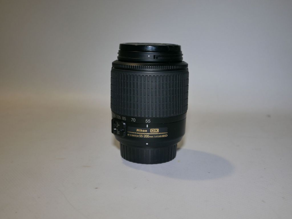 Об'єктив Nikon 55-200mm f/4-5.6G IF-ED AF-S VR DX  (мануальний фокус) - фото фото фото 0