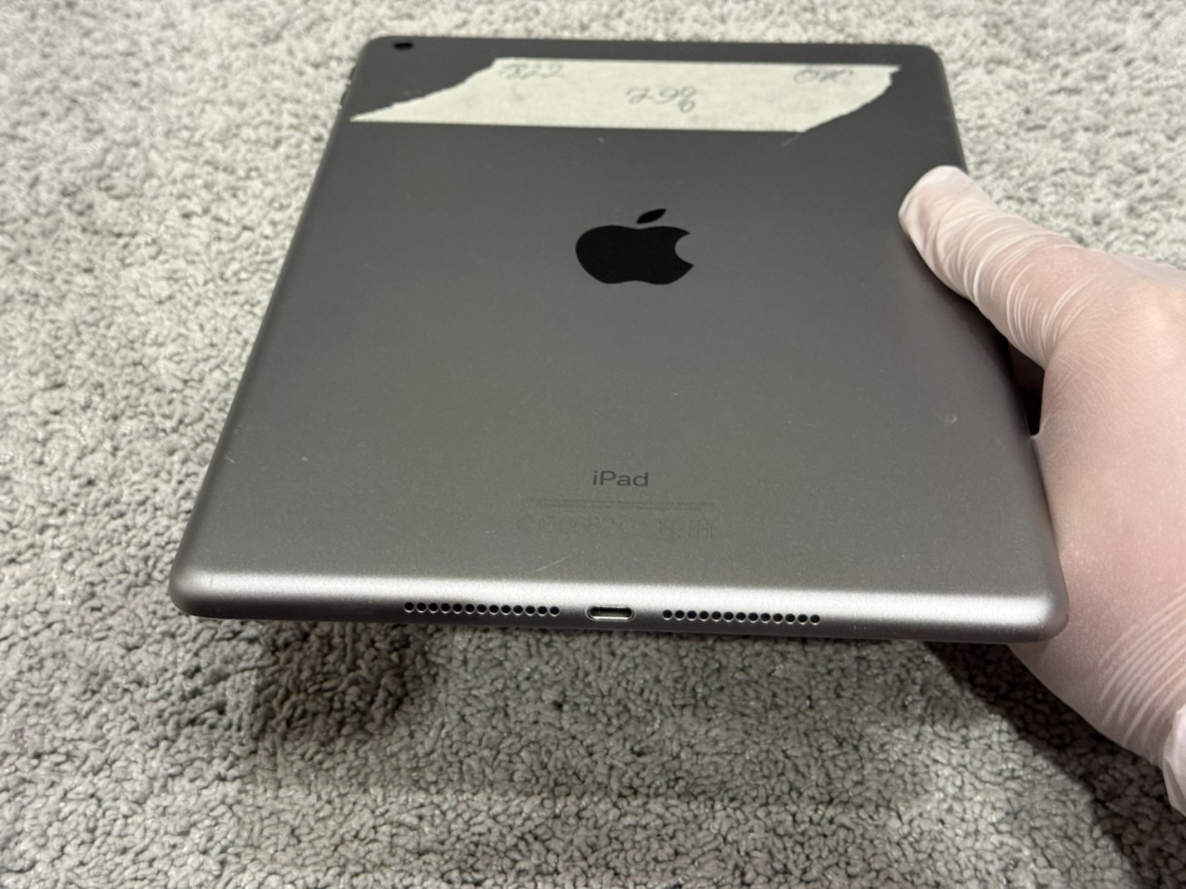 Планшет Apple iPad 5 A1822 32Gb Space Gray - фото фото фото 5