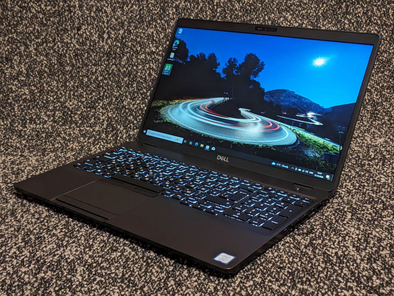 ноутбук Dell Precision 3540 • i7-8565U|16|512|FHD ips|Radeon Pro WX2100 - фото фото фото 0