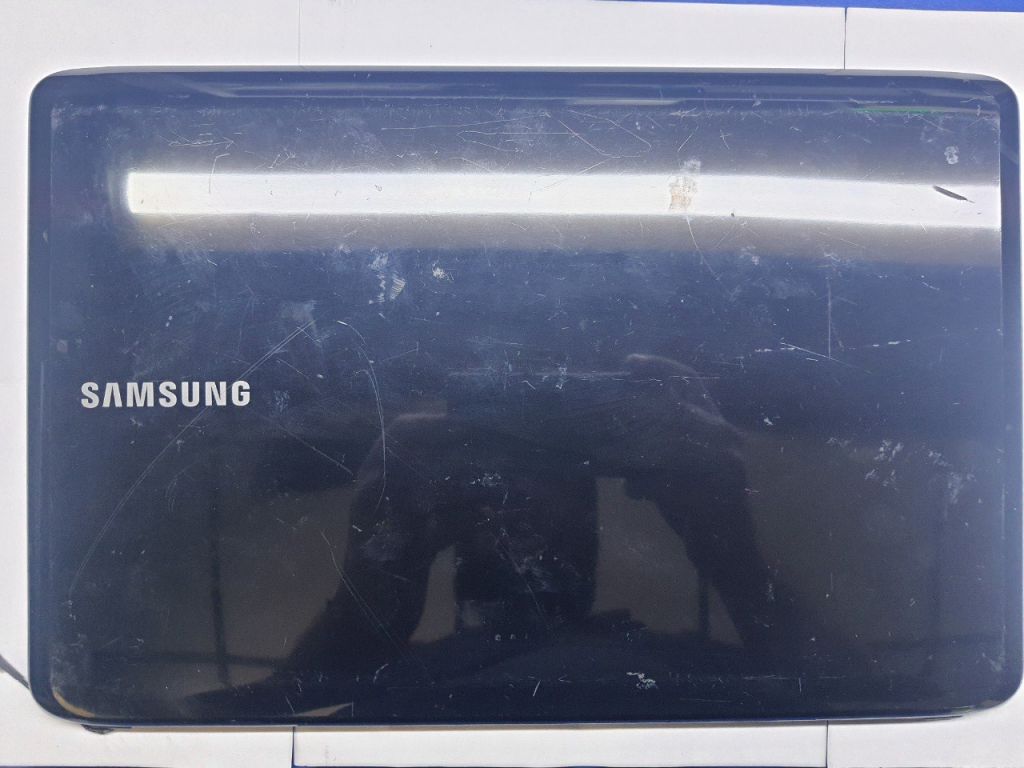 Кришка матриці ноутбука Samsung RV508 - фото фото фото 0