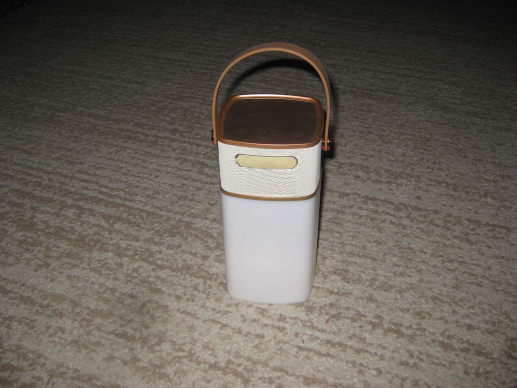Bluetooth колонка з ліхтарем - фото фото фото 0