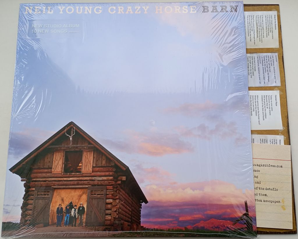 NEIL YOUNG WITH CRAZY HORSE Barn LP  NM - фото фото фото 0