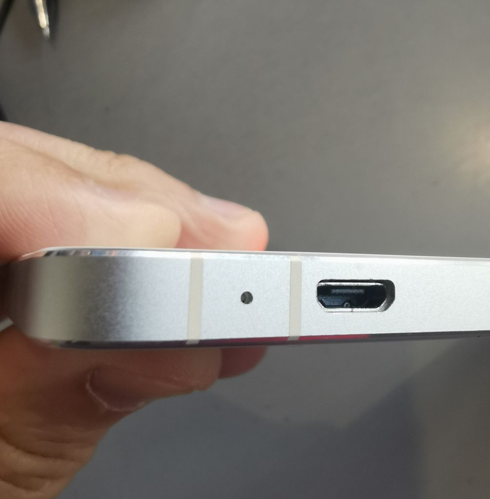 Мобильный роутер Huawei E5878s-32 3G/4G LTE WiFi - фото фото фото 4