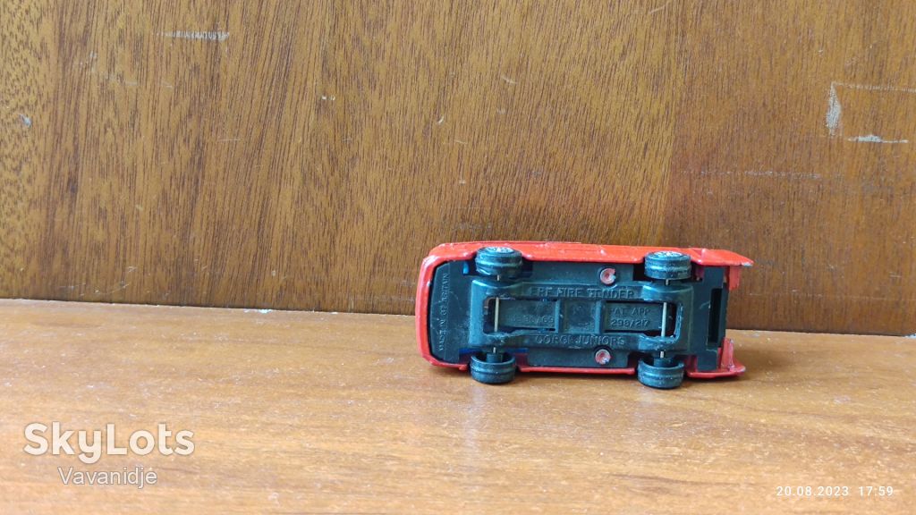 Corgi Juniors ERF Fire Tender made in Great Britain - фото фото фото 4