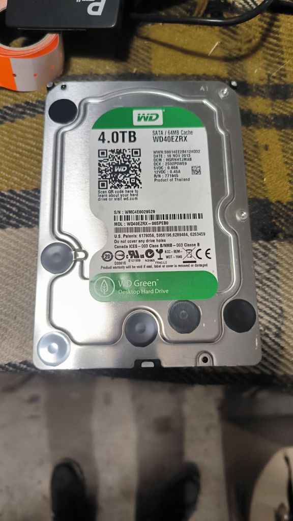 Жорсткий диск HDD Western Digital WD40EZRX 4TB №8 - фото фото фото 0