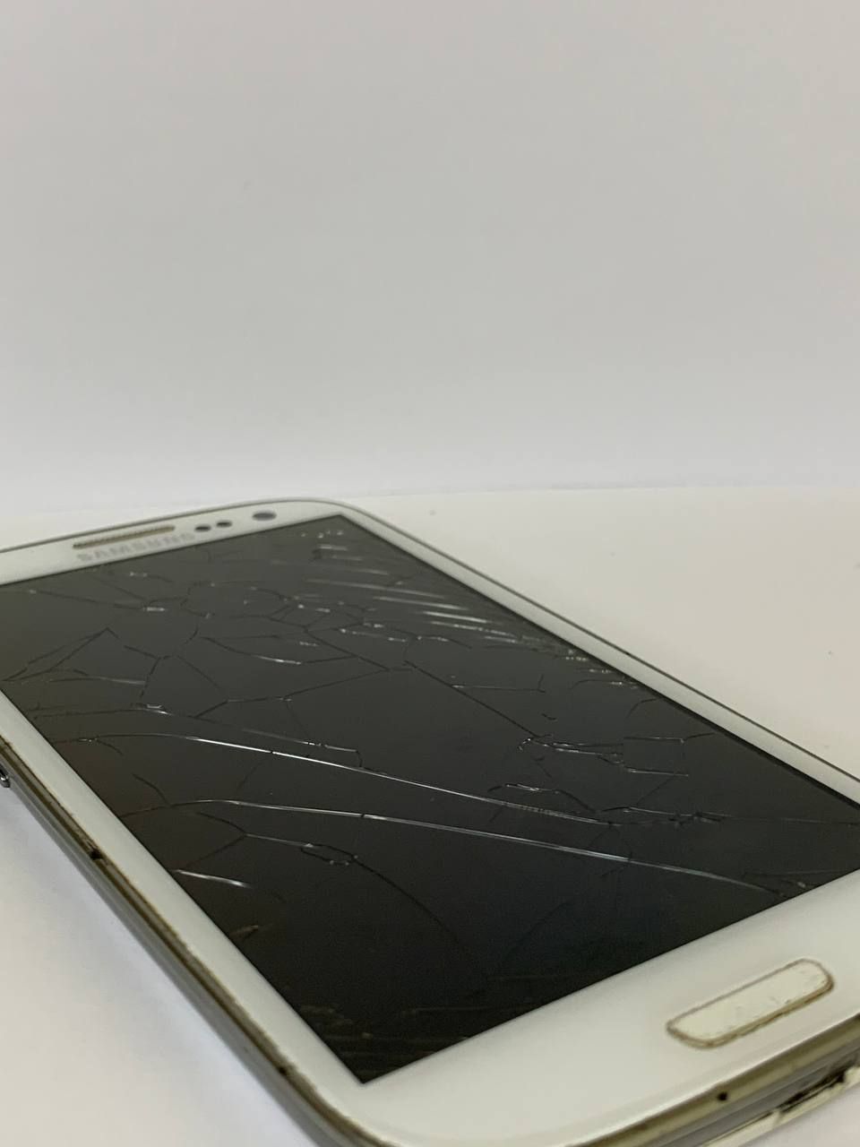 Samsung GT-i9301i - фото фото фото 2