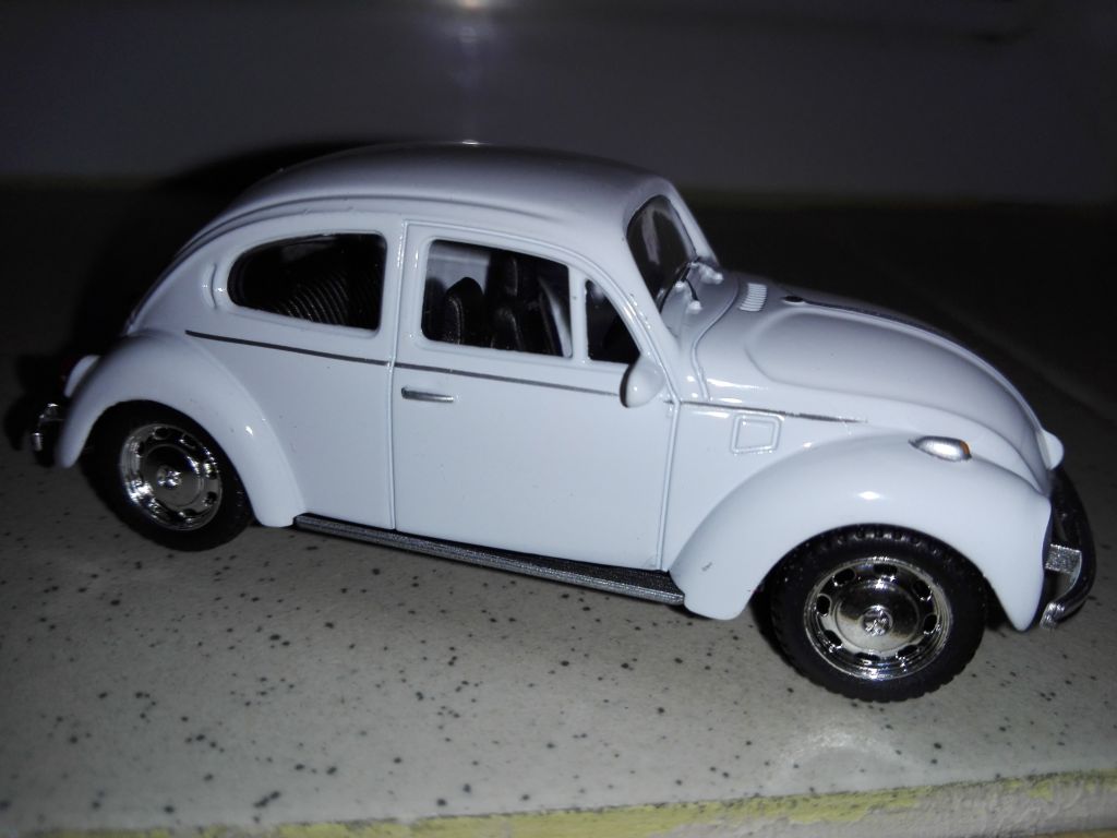 1/43 VOLKSWAGEN BEETLE. VELLY. - фото фото фото 2