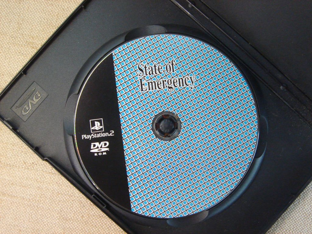Гра DVD на PS2 State of Emergency RU/EN  Жанр: Екшен / Аркада - фото фото фото 2