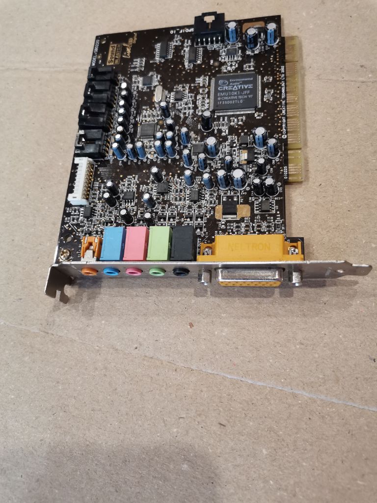 Звуковая карта Creative Sound Blaster Live! 5.1 SB0220 PCI - фото фото фото 0